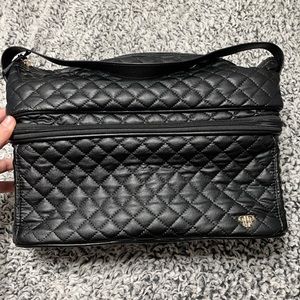 Black PurseN stylist travel bag